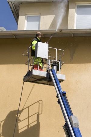 Eastpointe Commercial Pressure Washing by Expert Powerwashing LLC