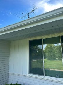 Powerwashing in Sterling Heights, MI (2)